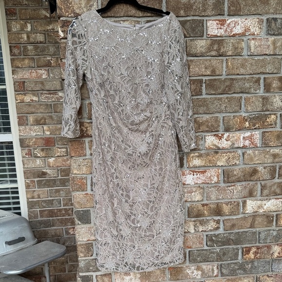 Jessica Howard Lace Long Sleeve Tan Dress with silver sequins size 12 - Picture 1 of 6
